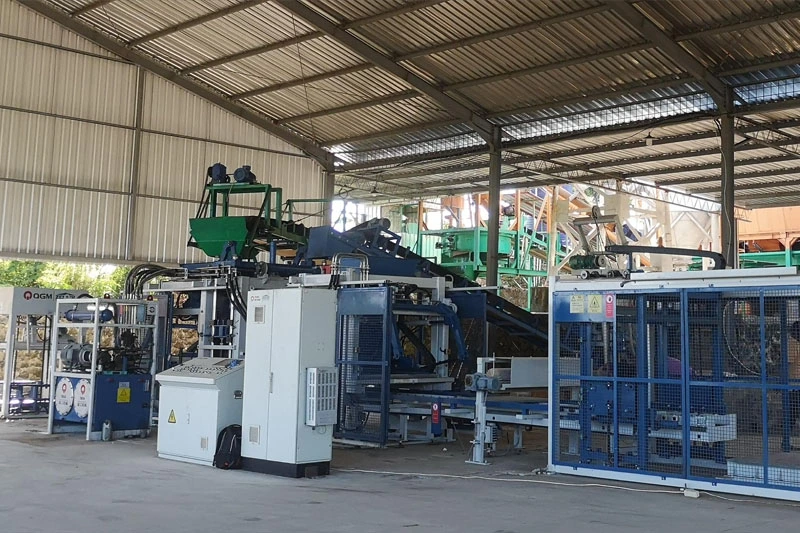 Машина для производства кирпичей