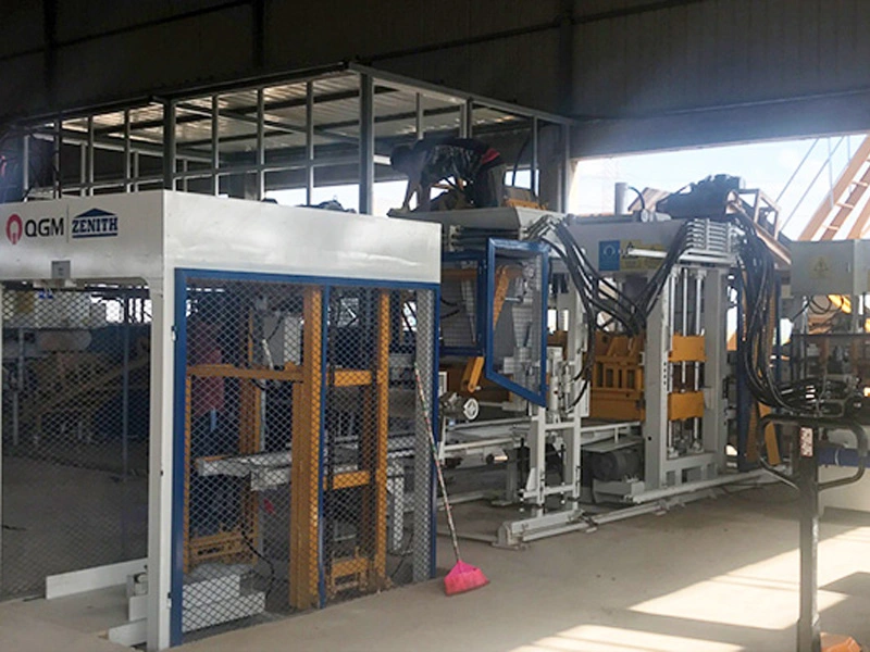 Машина для производства цементных блоков