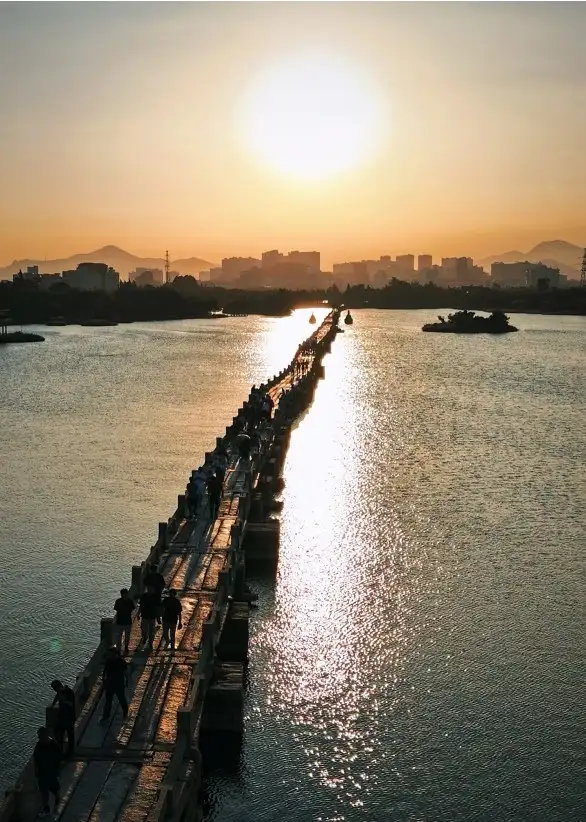 Лаоцзюньъянь на горе Цинъюань