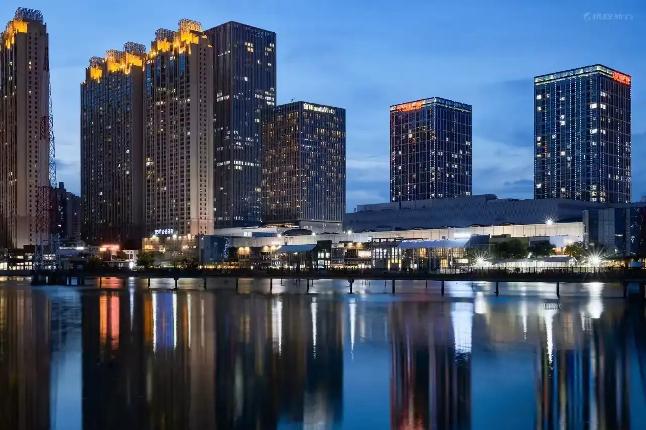 Внешний вид отеля Wanda Vista